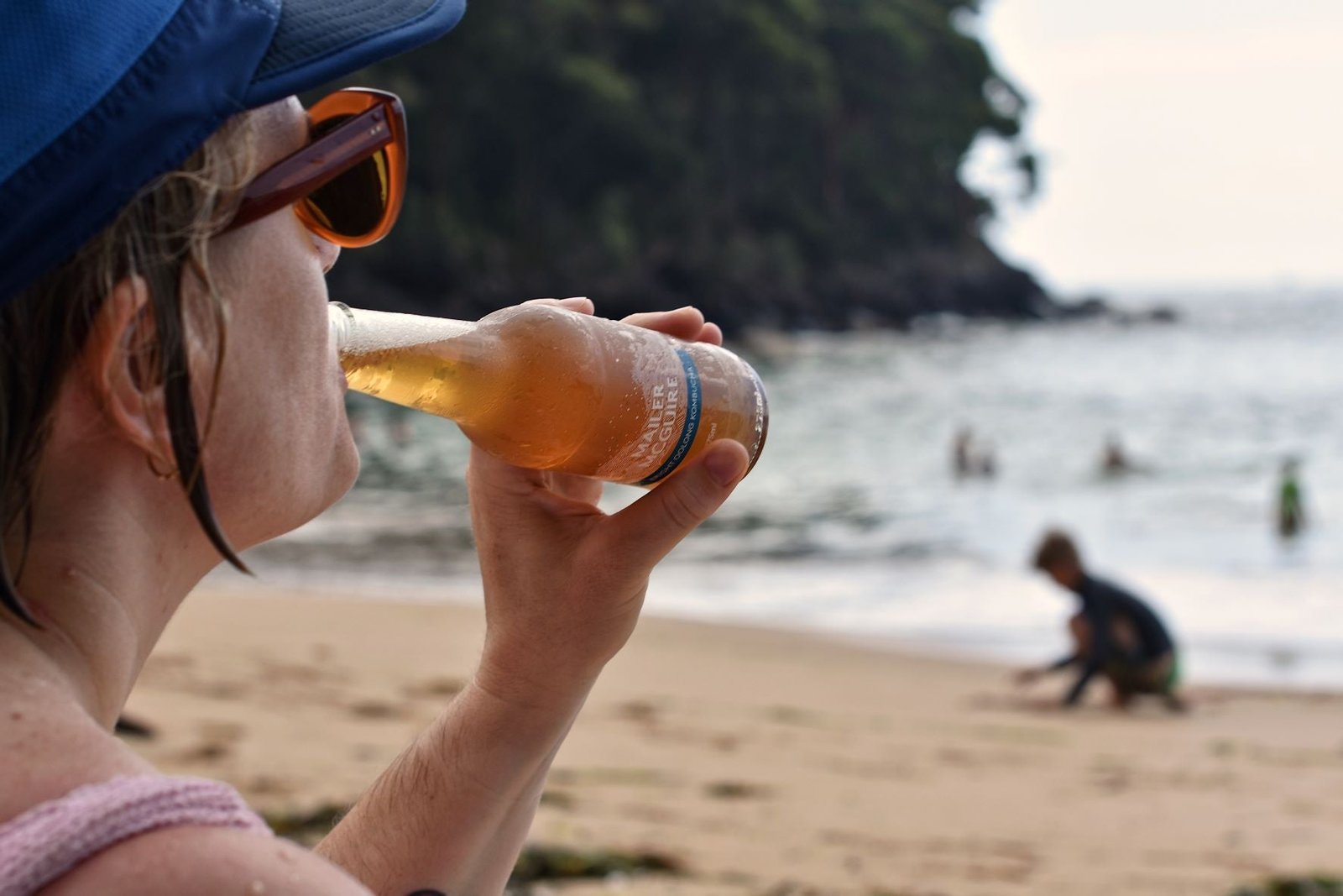 Bright Oolong Kombucha, non-alcoholic alternative.